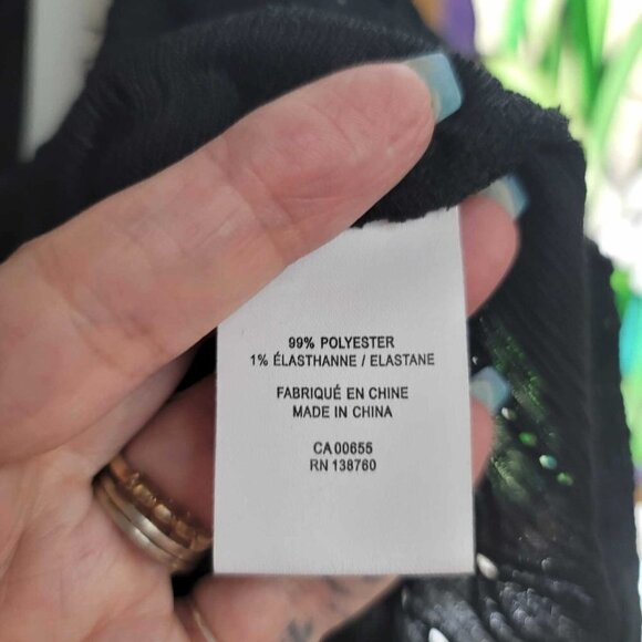 Reitmans 2X NWT Black halter top with frill around neck - Picture 3 of 6